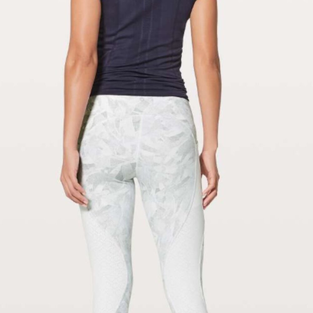 Lululemon Breezy Dot Crop *19" Jasmine White Multi / White
